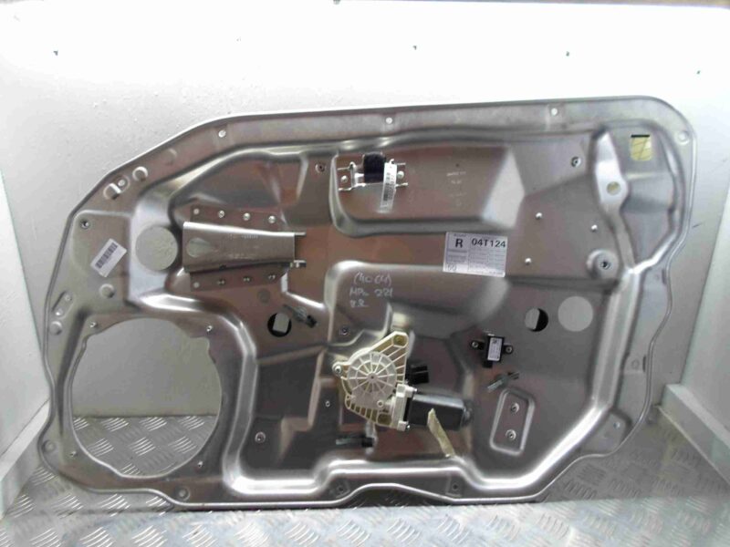 Изображение товара 73839 - 00073839 steklopodemnik perednij pravyj Ford Scorpio