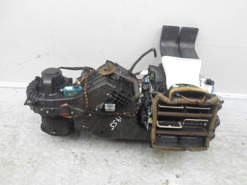 Изображение товара 74098 - 00074098 korpus otopitelya (pechki)