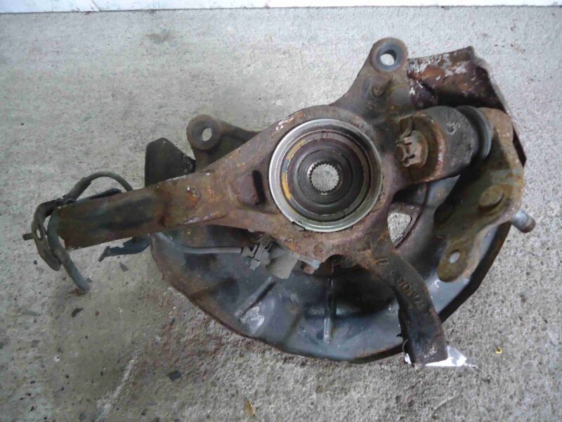 Изображение товара 74111 - 00074111 kulak povorotnyj levyj Subaru Tribeca