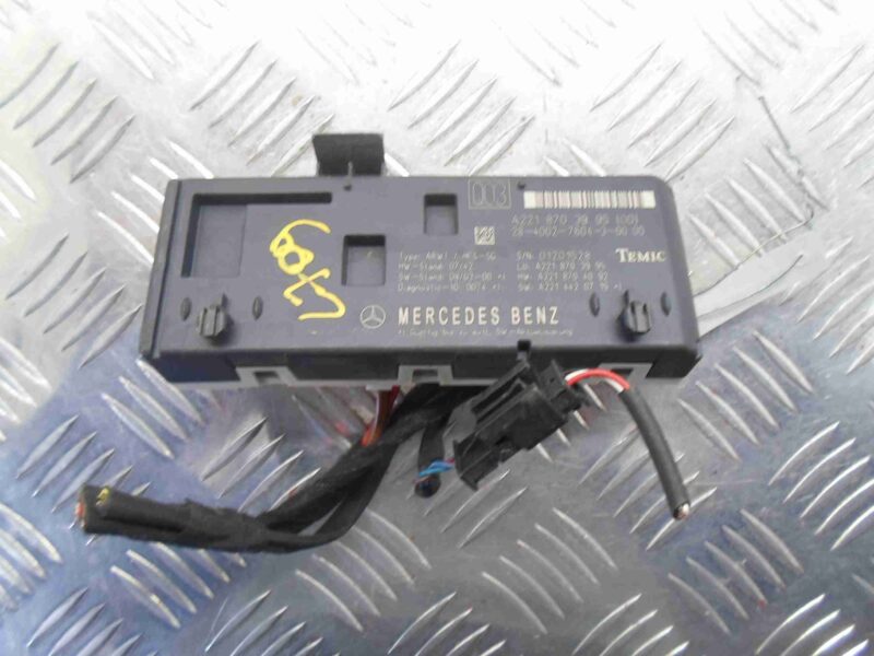 Изображение товара 74657 - 00074657 blok upravleniya zadnej dveri Ford Scorpio