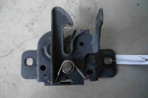 Изображение товара 74845 - 00074845 zamok kapota Chrysler Cirrus 3