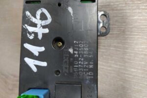 Изображение товара 75231 - 00075231 pereklyuchatel otopitelya Porsche Macan 3