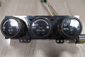 Изображение товара 75231 - 00075231 pereklyuchatel otopitelya Porsche Macan