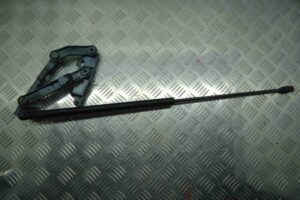 Изображение товара 75254 - 00075254 petlya kapota levaya Ford Escape 2