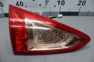 Изображение товара 75364 - 00075364 fonar kryshki levyj Toyota Hiace 1