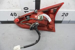 Изображение товара 75364 - 00075364 fonar kryshki levyj Toyota Hiace 3