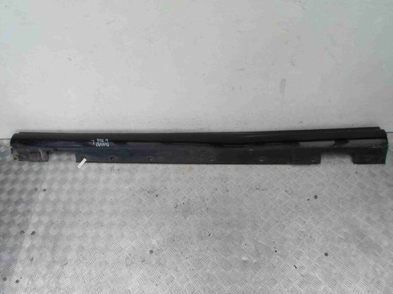 Изображение товара 75426 - 00075426 porog plastikovyj levyj Honda Ridgeline