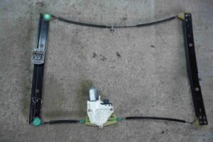 Изображение товара 75520 - 00075520 steklopodemnik zadnij pravyj 