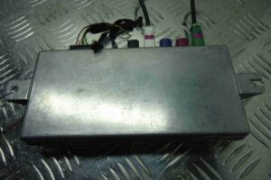 Изображение товара 75537 - 00075537 blok upravleniya kameroj zadnego vida 2