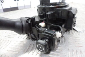 Изображение товара 75649 - 00075649 pereklyuchatel podrulevoj (strekoza) BMW X1 2