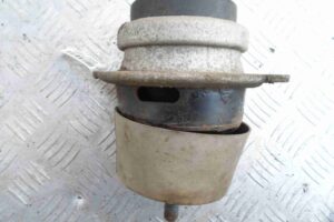 Изображение товара 75886 - 00075886 podushka krepleniya dvigatelya Toyota Corolla Matrix 3