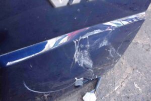 Изображение товара 76031 - 00076031 kryshka bagazhnika 3