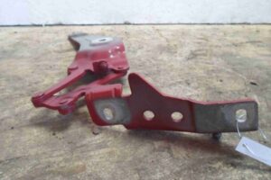 Изображение товара 76105 - 00076105 petlya kapota levaya 1