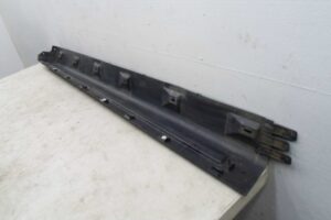 Изображение товара 76315 - 00076315 porog plastikovyj pravyj Audi Q5 2