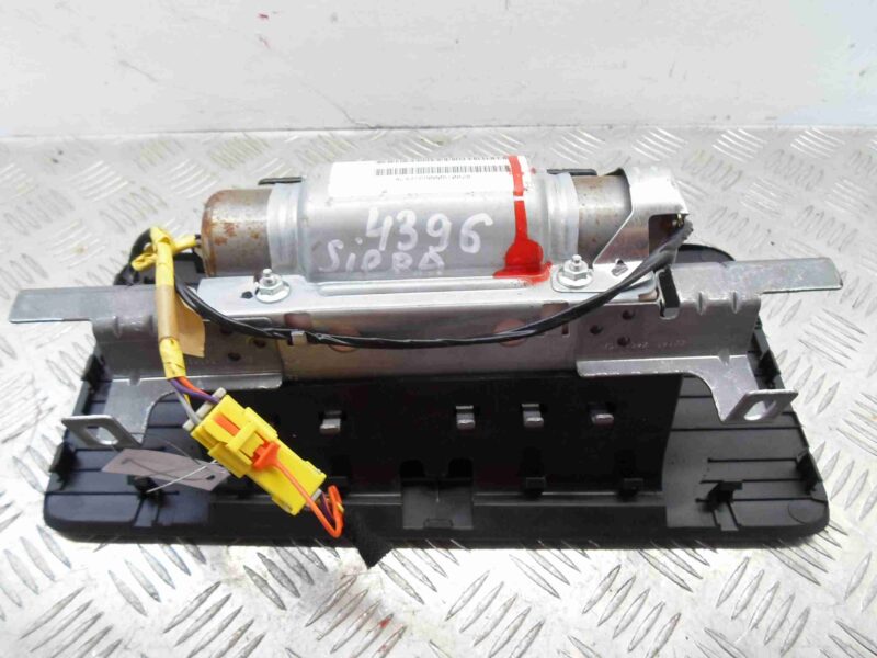 Изображение товара 76622 - 00076622 podushka bezopasnosti passazhira