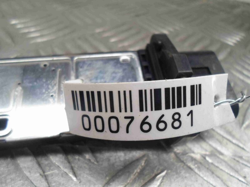 Изображение товара 76681 - 00076681 raskhodomer vozdukha (dmrv)