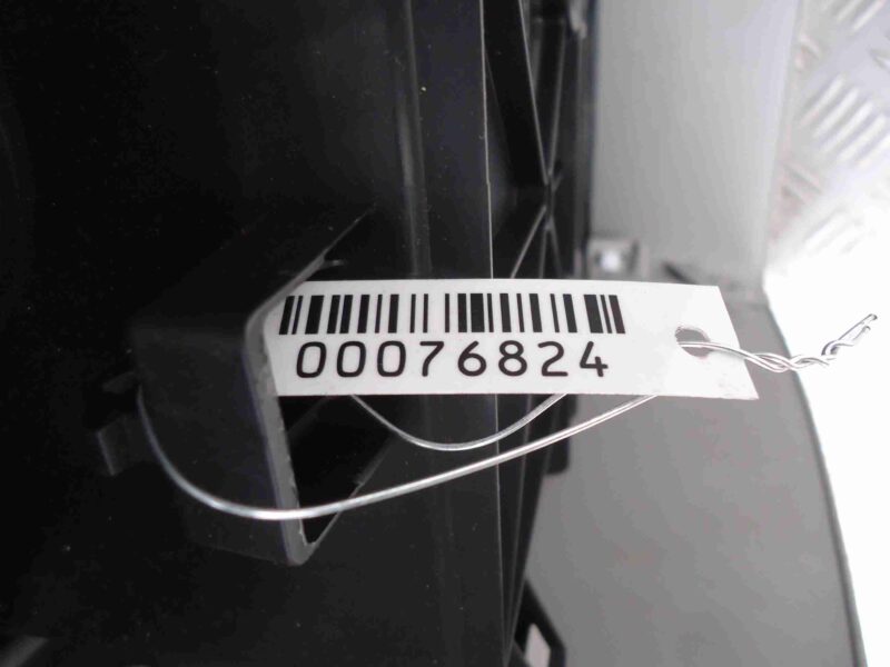 Изображение товара 76824 - 00076824 podlokotnik Subaru Legacy