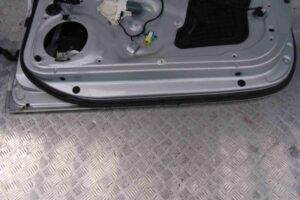 Изображение товара 76834 - 00076834 dver perednyaya pravaya 3