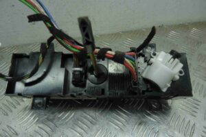 Изображение товара 76943 - 00076943 pereklyuchatel otopitelya Toyota Celica 1