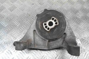 Изображение товара 76992 - 00076992 podushka krepleniya dvigatelya Pontiac Vibe 1