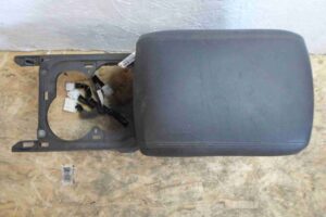 Изображение товара 77084 - 00077084 podlokotnik LDV Convoy 1