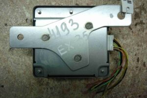 Изображение товара 77153 - 00077153 blok upravleniya razdatkoj Toyota Hiace 3