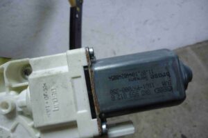 Изображение товара 77175 - 00077175 steklopodemnik zadnij pravyj 2