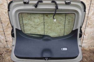 Изображение товара 77279 - 00077279 kryshka bagazhnika Toyota Hiace 3