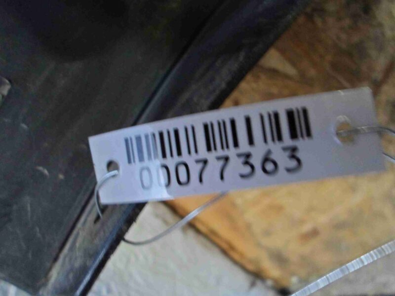 Изображение товара 77363 - 00077363 porog plastikovyj levyj Subaru Legacy