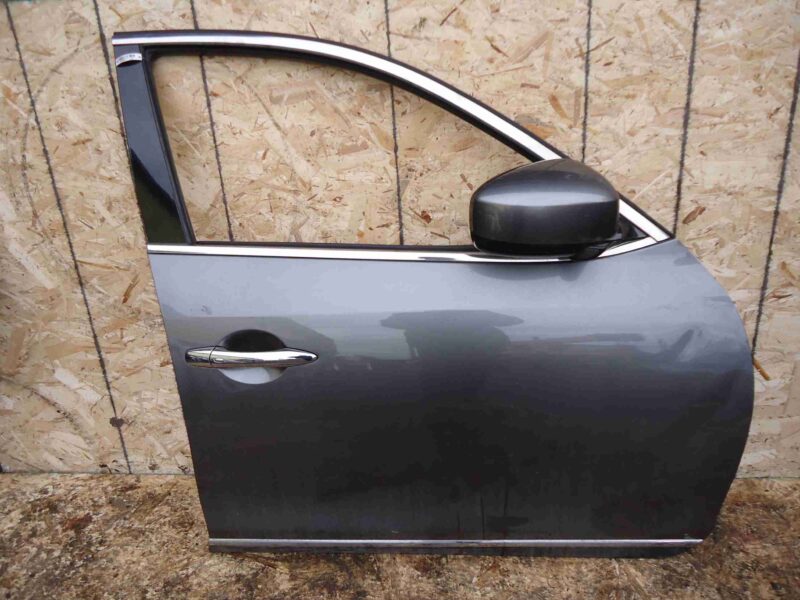 Изображение товара 77407 - 00077407 dver perednyaya pravaya Toyota Hiace