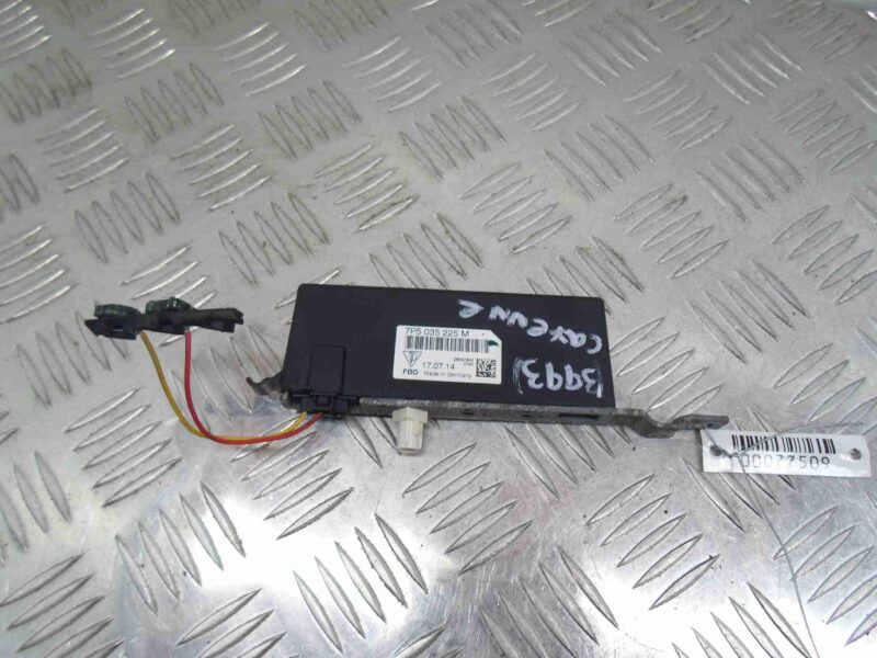 Изображение товара 77509 - 00077509 blok usilitelya antenny Mercedes B klasse