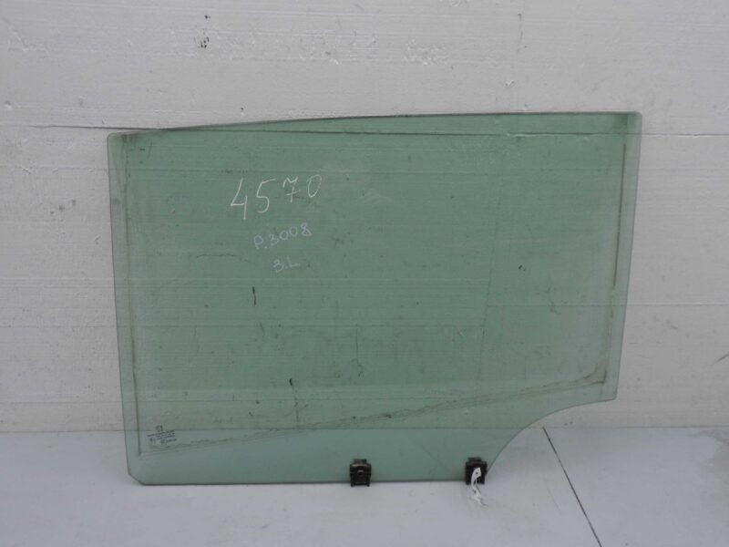 Изображение товара 77617 - 00077617 steklo dveri zadnej levoj