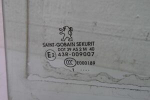 Изображение товара 77617 - 00077617 steklo dveri zadnej levoj 1