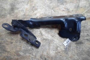 Изображение товара 77620 - 00077620 petlya kapota pravaya 1