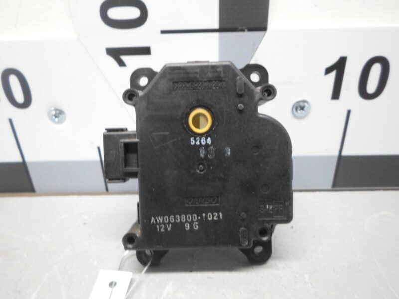 Изображение товара 77635 - 00077635 motorchik zaslonki pechki Peugeot 306