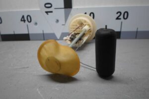 Изображение товара 77901 - 00077901 datchik urovnya topliva Peugeot 306 2