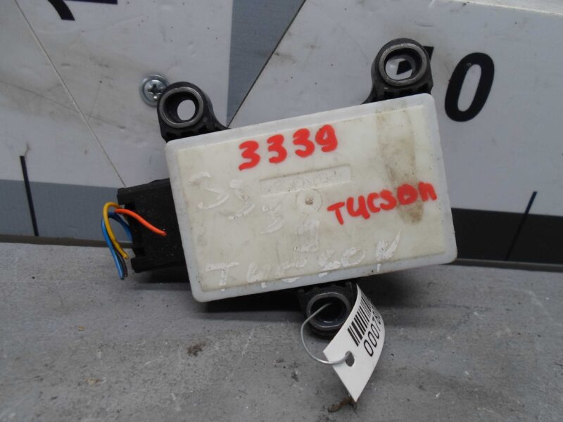 Изображение товара 78076 - 00078076 datchik uskoreniya Mercedes CLA 3