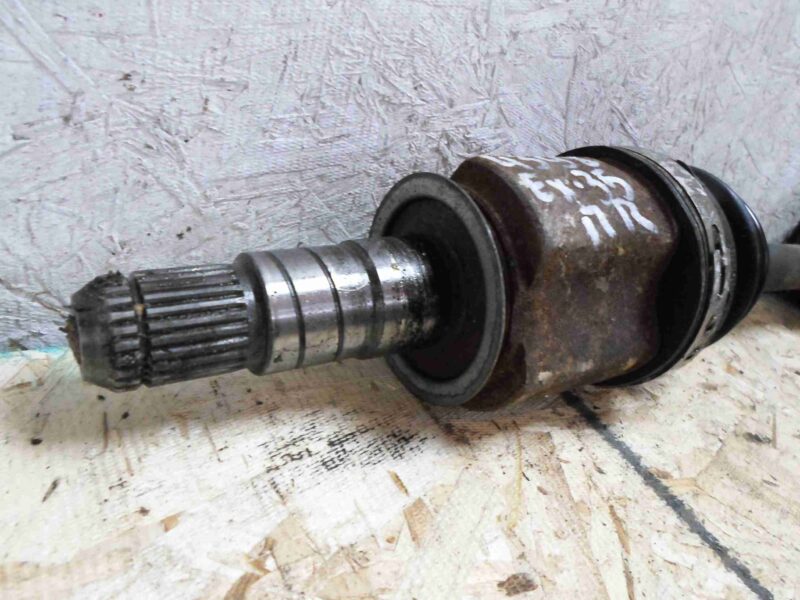 Изображение товара 78081 - 00078081 poluos perednyaya pravaya Toyota Hiace