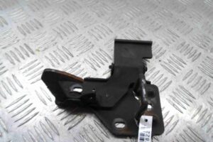 Изображение товара 78220 - 00078220 zamok kapota Toyota Matrix 1