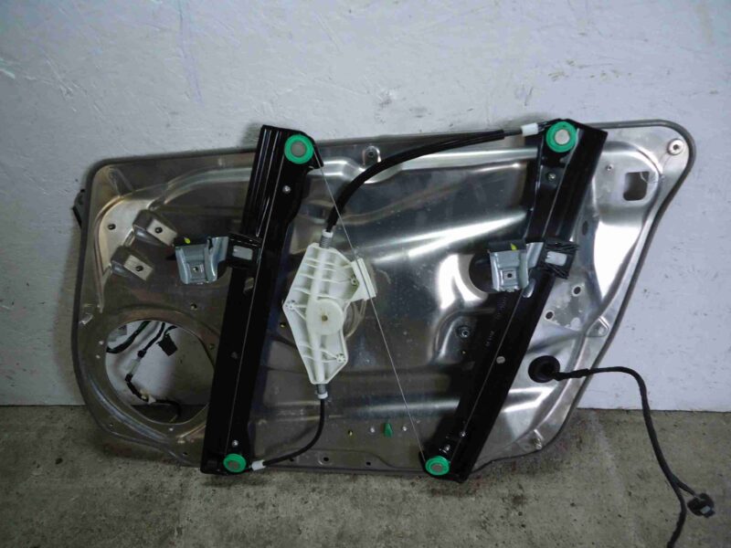 Изображение товара 78296 - 00078296 steklopodemnik perednij levyj Honda Ridgeline