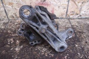 Изображение товара 78425 - 00078425 podushka krepleniya dvigatelya Citroen C5 1