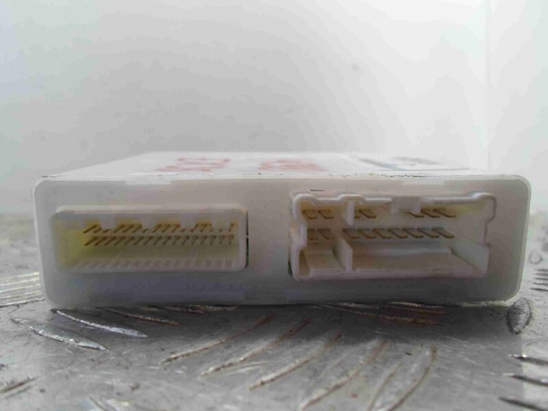 Изображение товара 78460 - 00078460 blok upravleniya Toyota Hiace