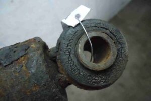 Изображение товара 78692 - 00078692 amortizator zadnij pravyj Toyota Venza 1