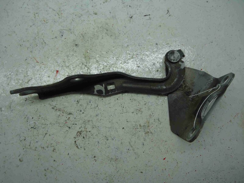 Изображение товара 78946 - 00078946 petlya kapota pravaya Citroen C5