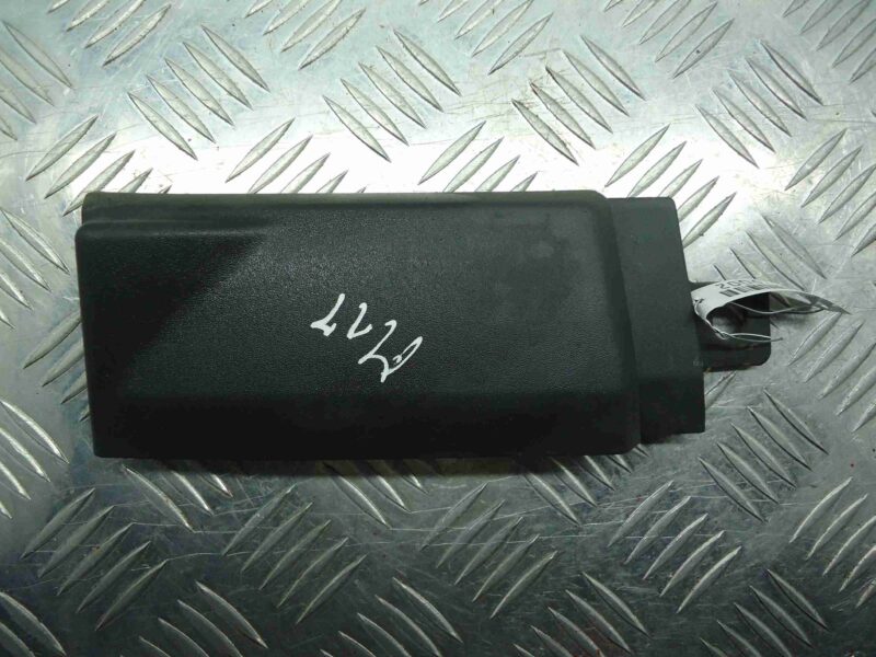 Изображение товара 79002 - 00079002 nakladka na bamper Fiat Brava 3