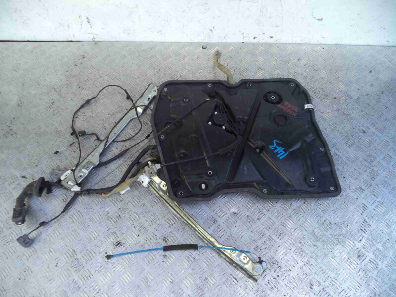 Изображение товара 79040 - 00079040 steklopodemnik perednij pravyj Lexus LS