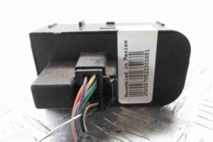 Изображение товара 79220 - 00079220 pereklyuchatel sveta 2