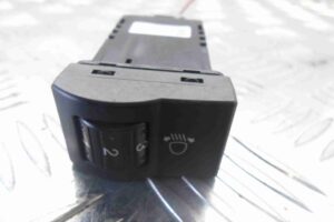 Изображение товара 79254 - 00079254 knopka salona Citroen C5