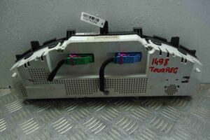 Изображение товара 79299 - 00079299 schitok priborov Toyota Corolla Matrix 1