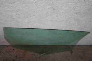 Изображение товара 79303 - 00079303 steklo dveri zadnej levoj 3